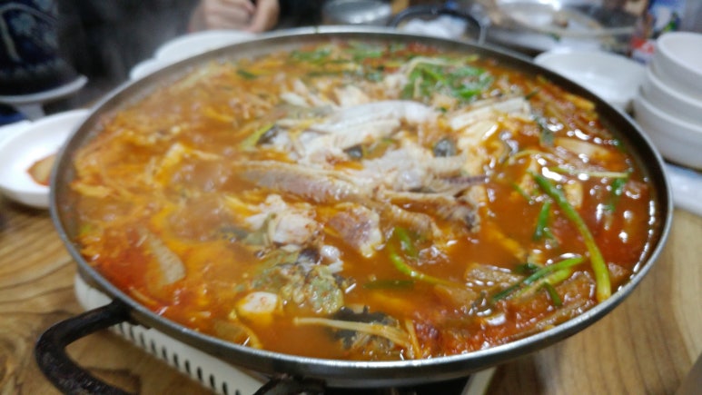 강변메기매운탕 이미지