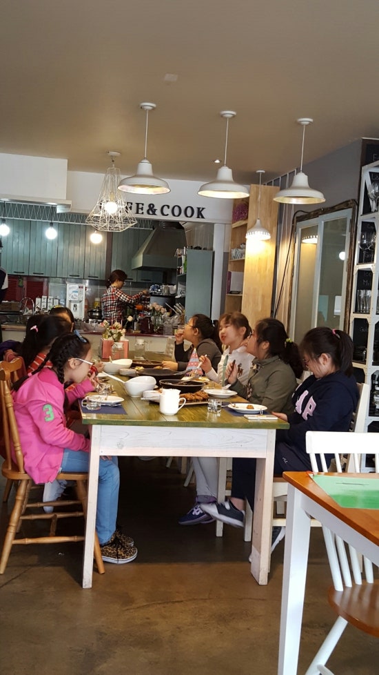 나금채 앤 라운드 이미지