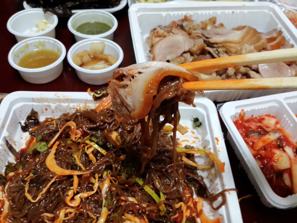 장충왕족발 이미지