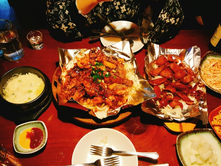 촌닭숯불바베큐 이미지