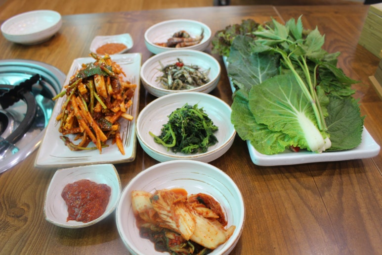 거제멸치쌈밥 이미지