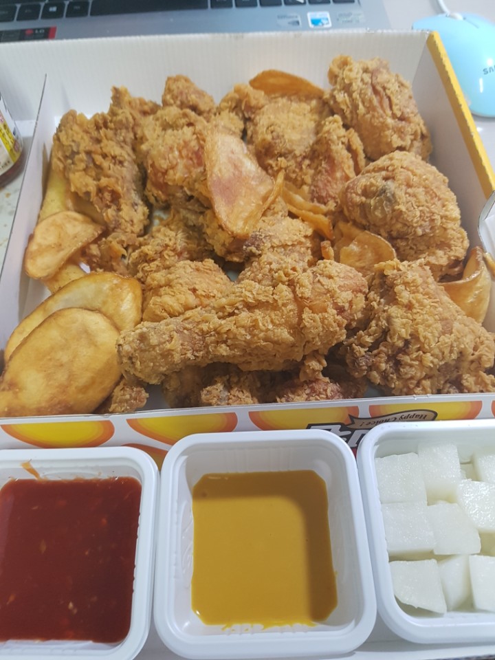 네네치킨본오 이미지