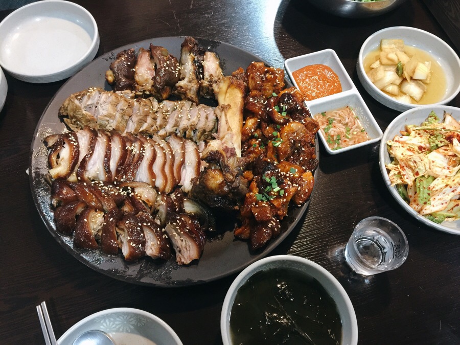 황제왕족발 이미지