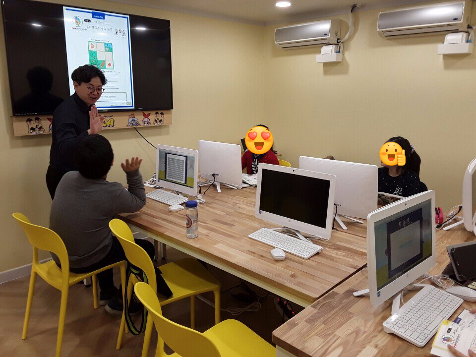 플레이코딩아카데미 이미지