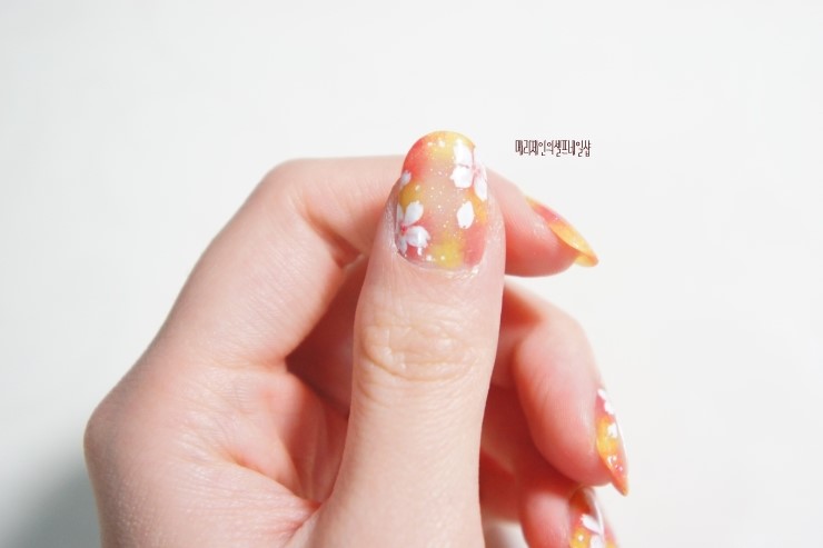 벚꽃네일 이미지