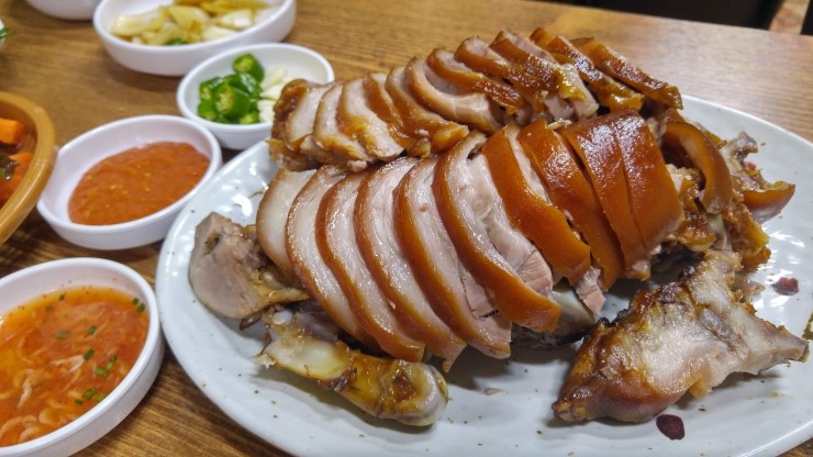 동원족발 이미지