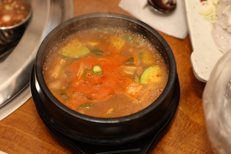 강변흑돼지 이미지