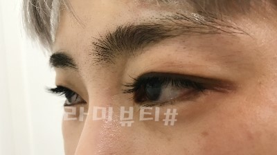 속눈썹J 이미지