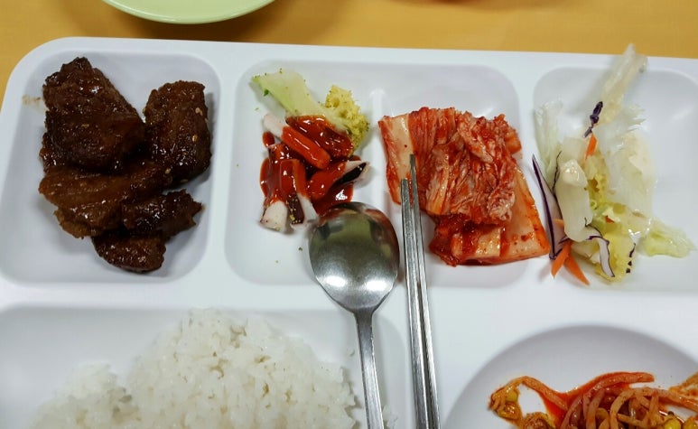 구내식당 이미지