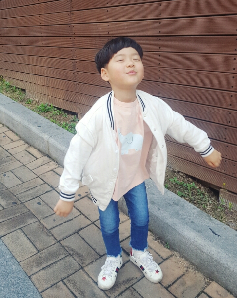 투썬 이미지