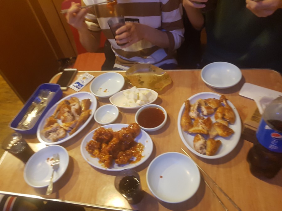 조아서치킨 이미지
