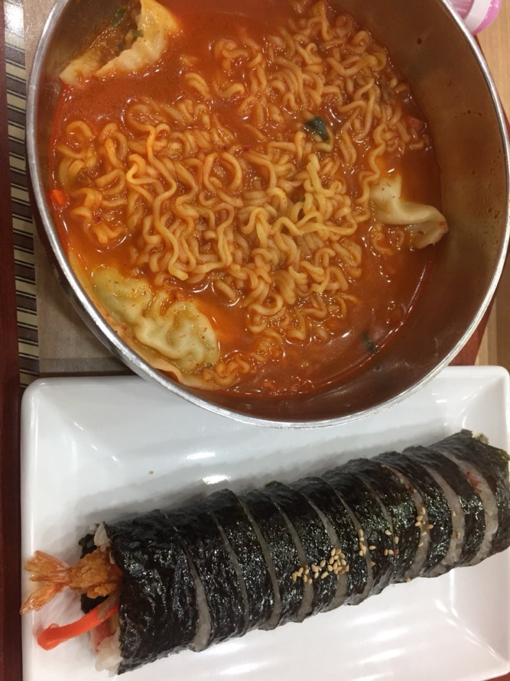 두잎김밥 이미지