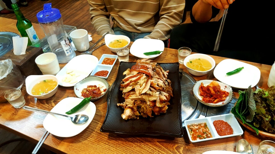 뚱이네왕족발 이미지