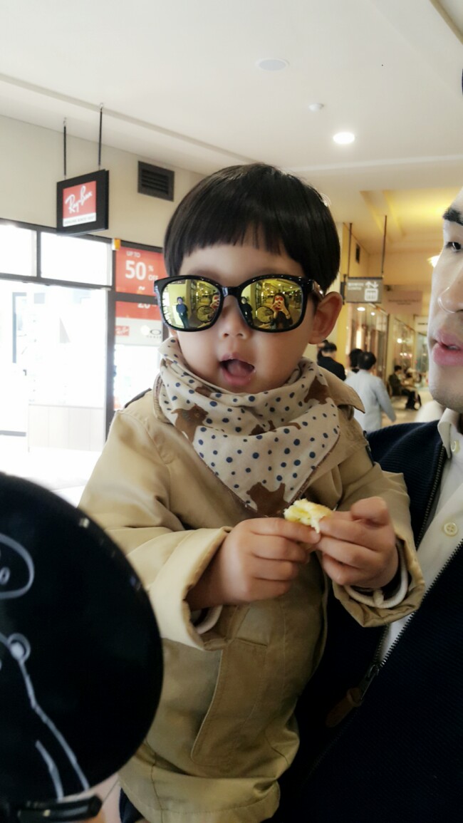 아웃토반 이미지