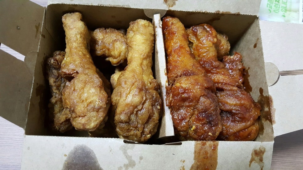 교촌치킨 이미지