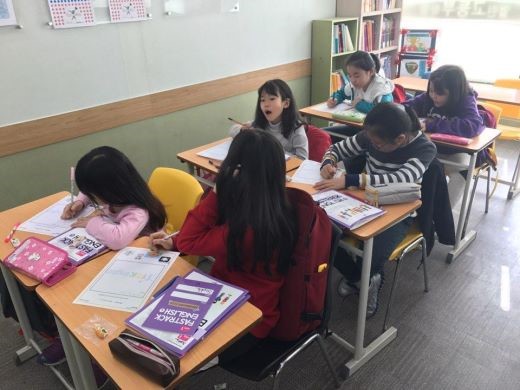 금릉초등학교 이미지