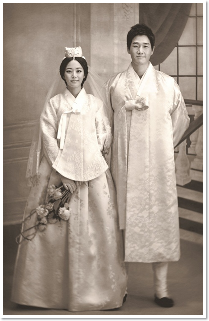 처음한복 이미지