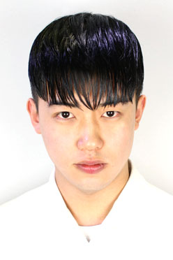 꿀을뜨는남자 이미지