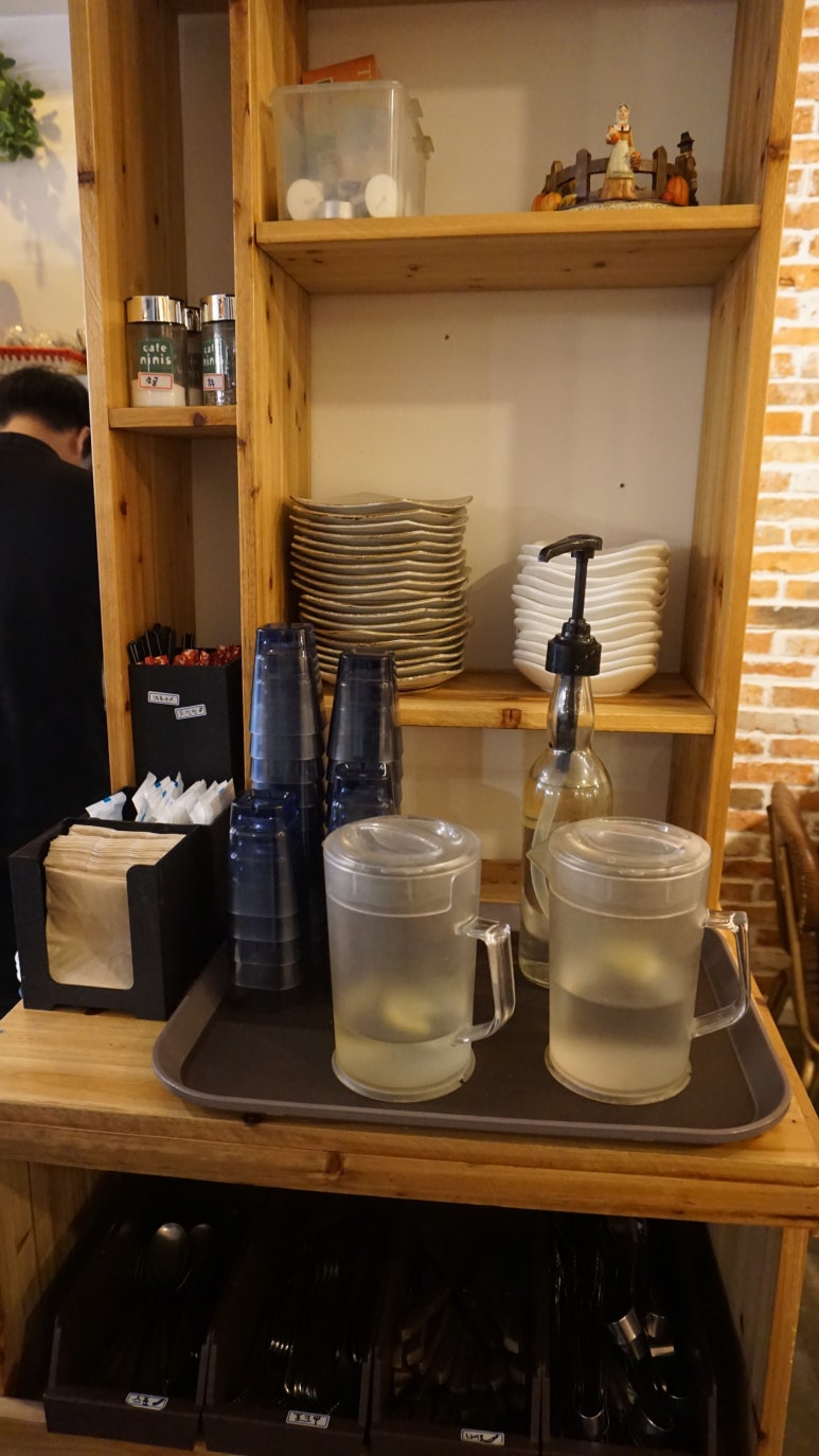 카페니니스 이미지