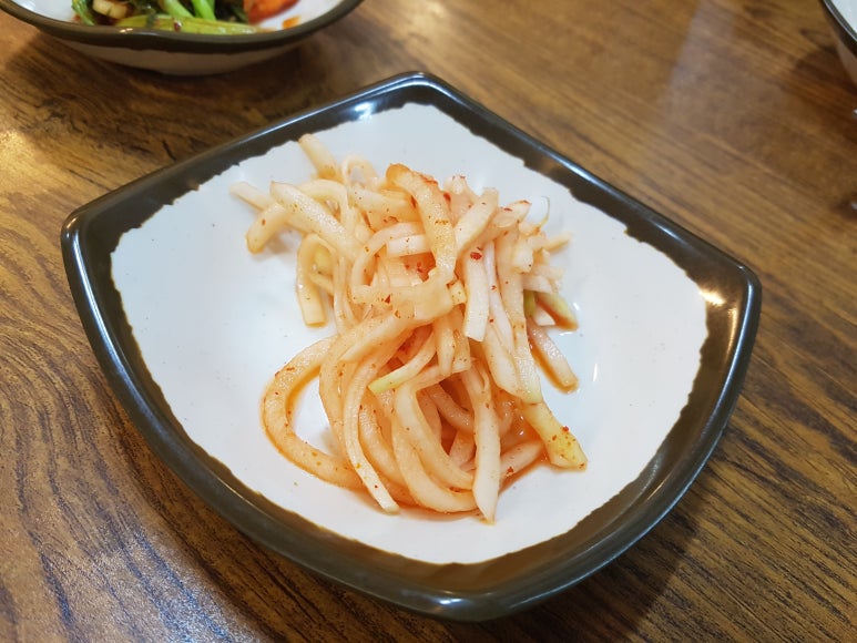 한식당 수라 이미지