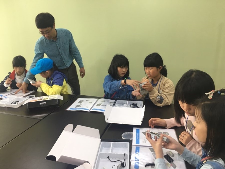 완도신지중학교 이미지