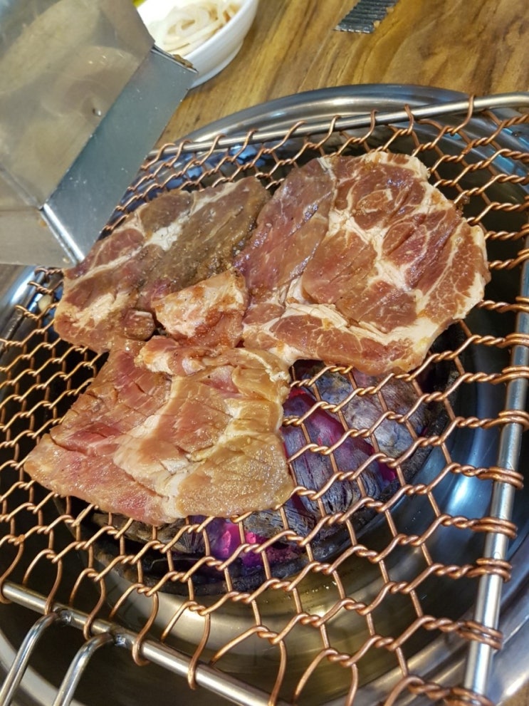 진곰 숯불갈비 이미지