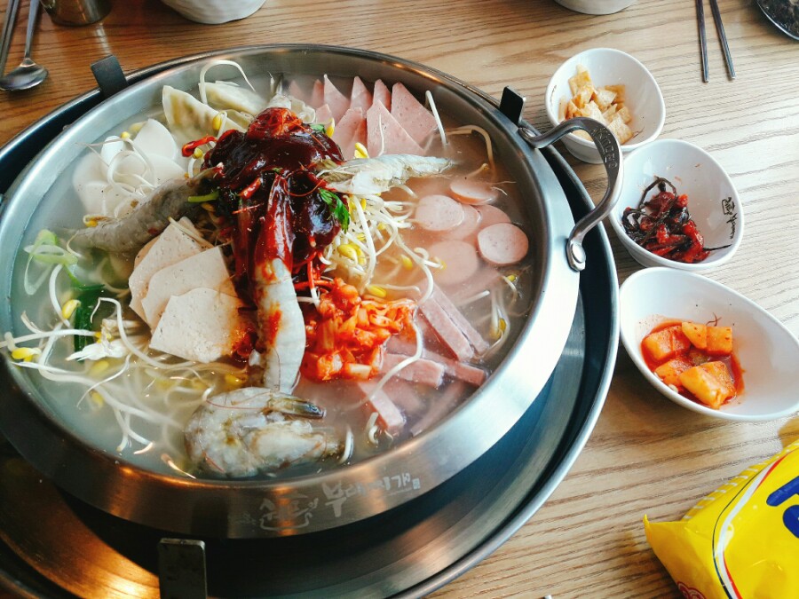 쉐프의부대찌개&10번가고기집 이미지