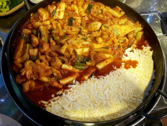 춘천골닭갈비막국수 이미지