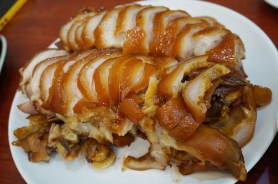 사또통족발 이미지