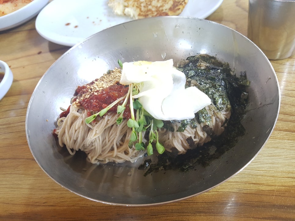 춘천막국수 이미지