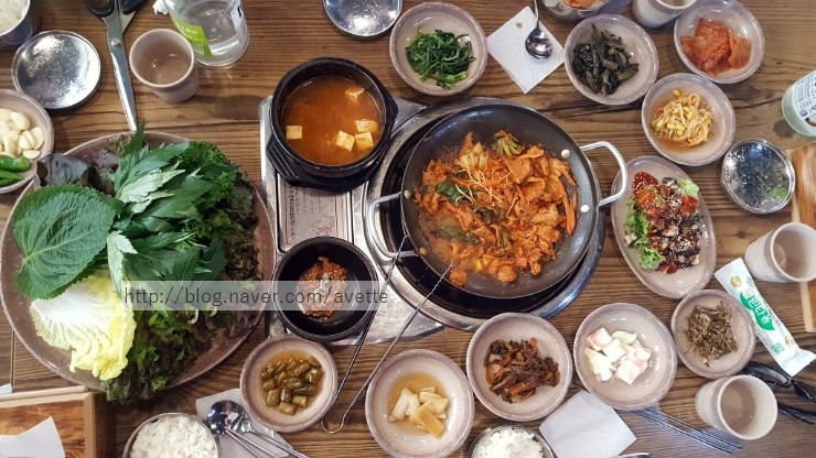 함박우렁쌈밥 이미지