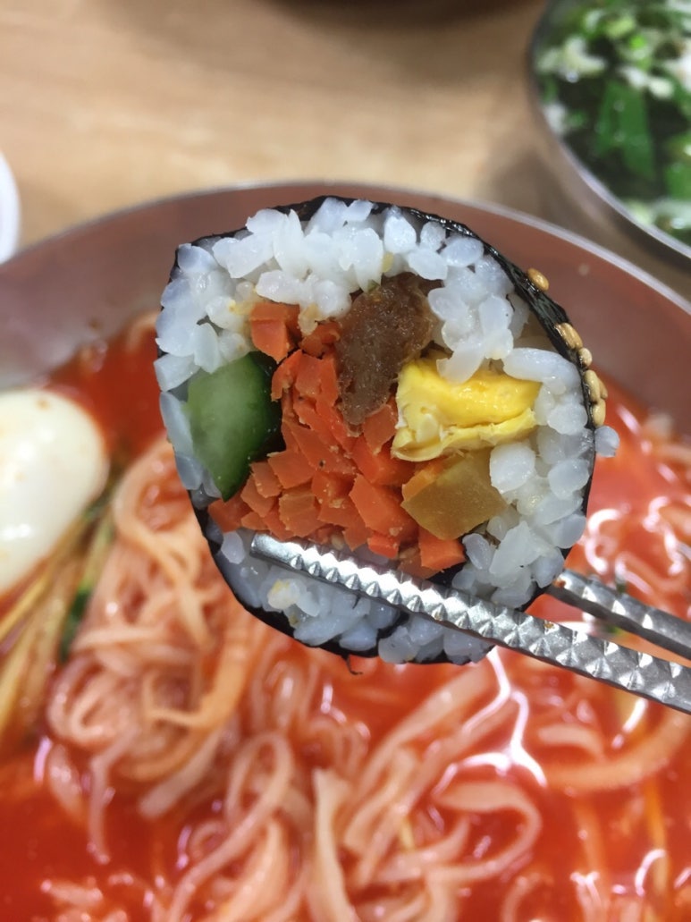 시장칼국수 이미지