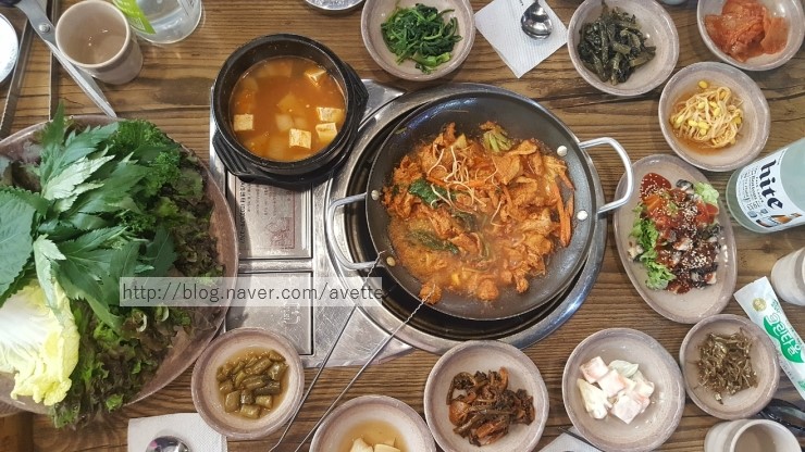 함박우렁쌈밥 이미지