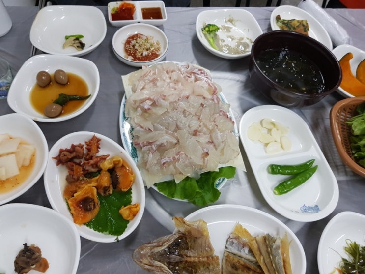 금빛선어 이미지