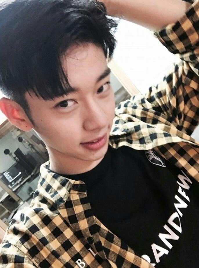김동현기타 이미지