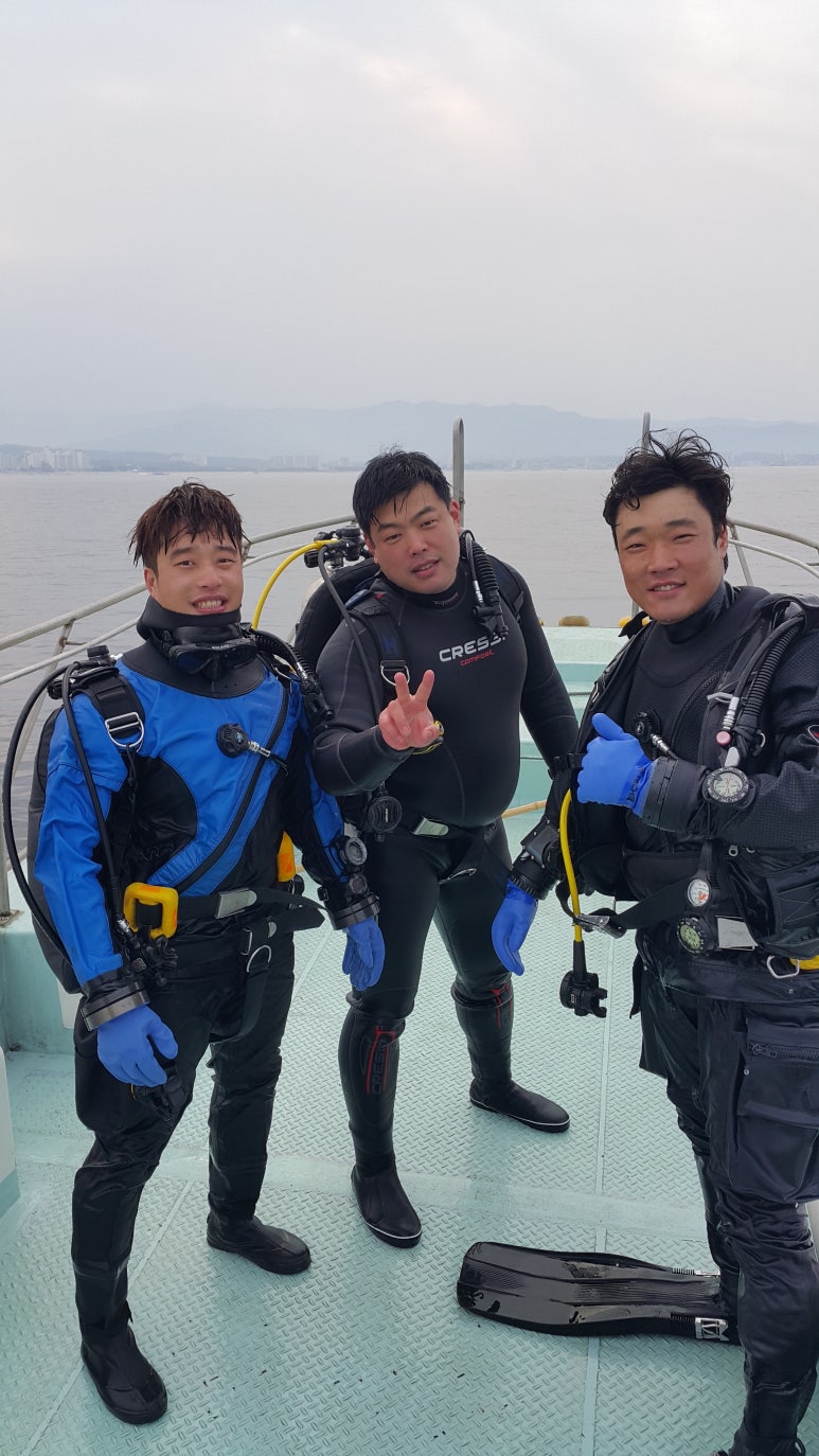 인투더씨 이미지
