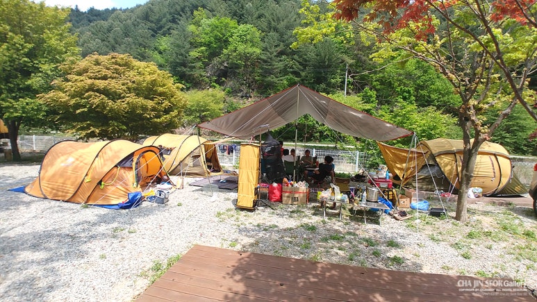 포시즌 캠핑장 이미지