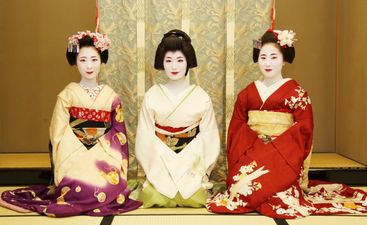 일본 - 마이코(舞妓), 게이샤(芸者), 한교쿠(半玉), 오이란(花魁) 차이 : 네이버 블로그
