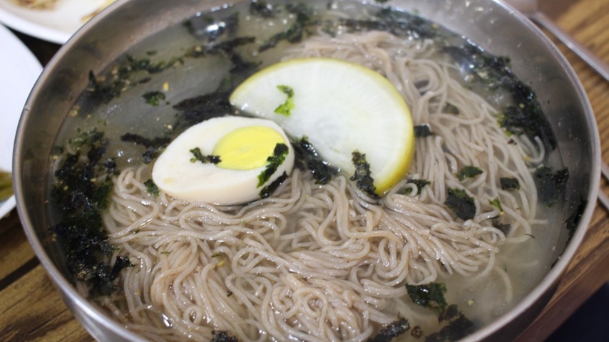 우물막국수 이미지