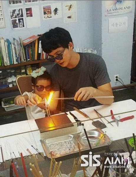 율컴퍼니 이미지