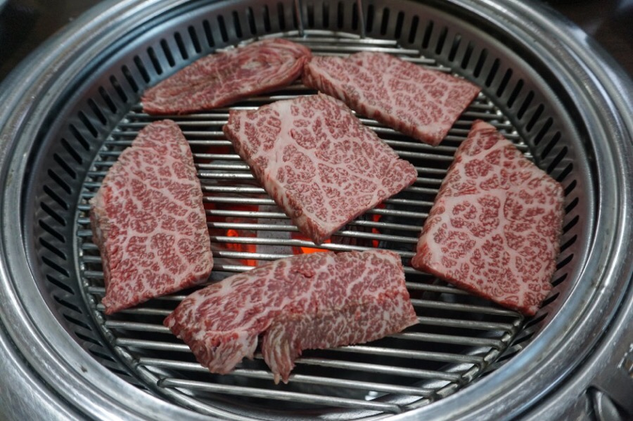 한우명가백운정 이미지