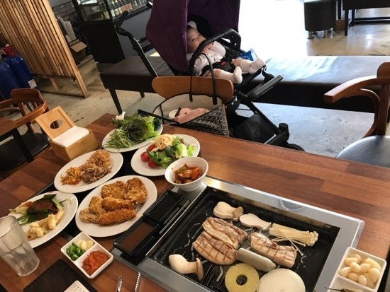 마녀치킨 이미지