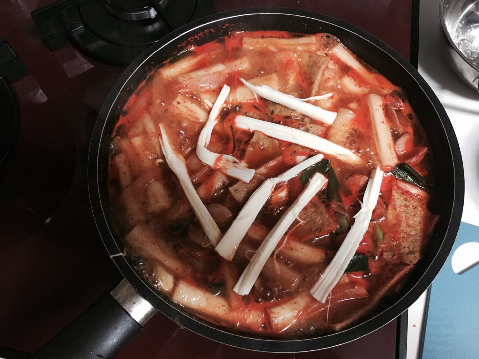 빨강떡볶이 이미지