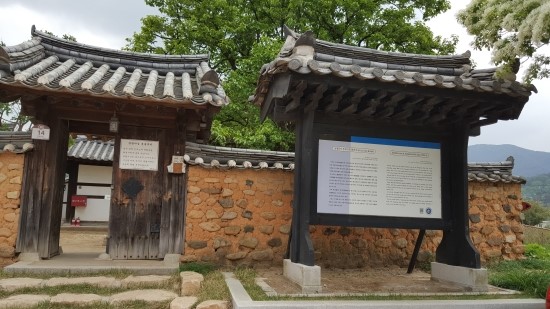 문 이미지
