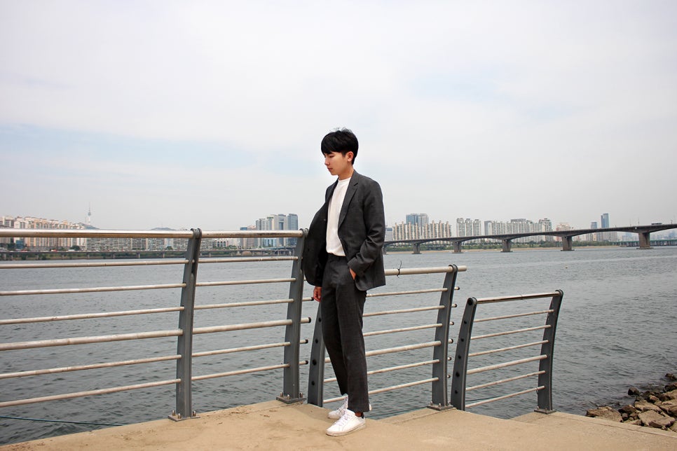 엠아이수트 이미지