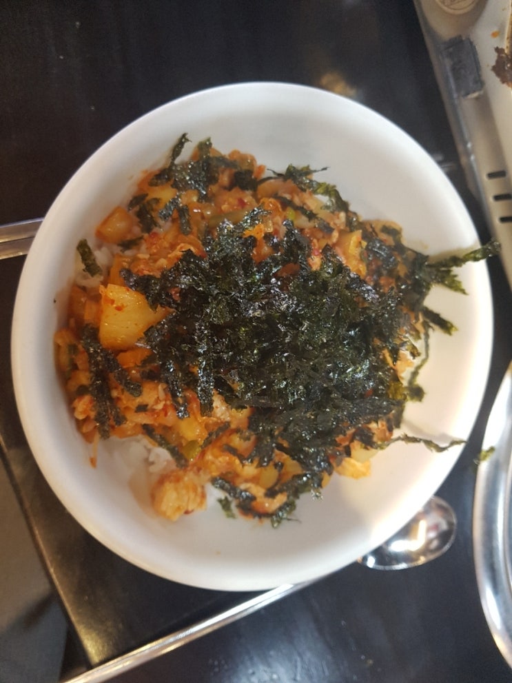 봄의마을식당 이미지