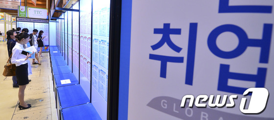 율컴퍼니 이미지