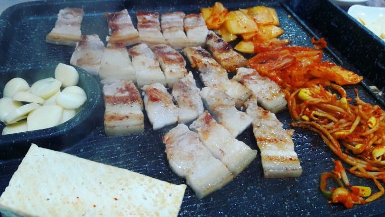 촌돼지생오겹 이미지
