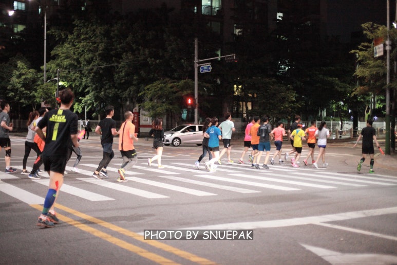 아식스이태원직영점 이미지