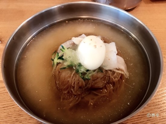 육쌈냉면 이미지